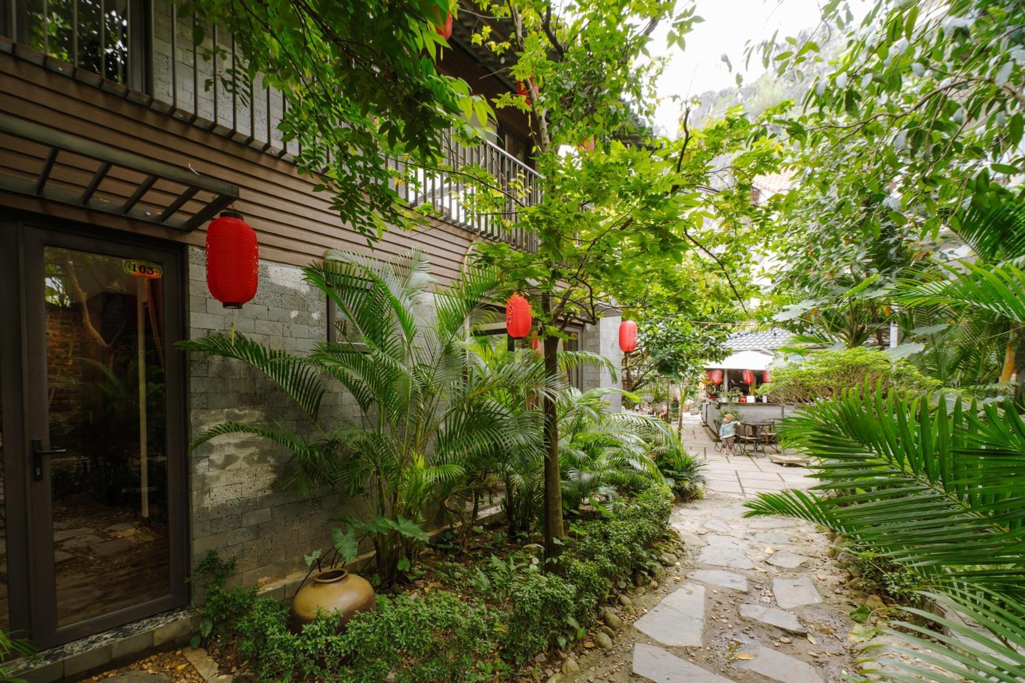 Hotel King Kong 4*