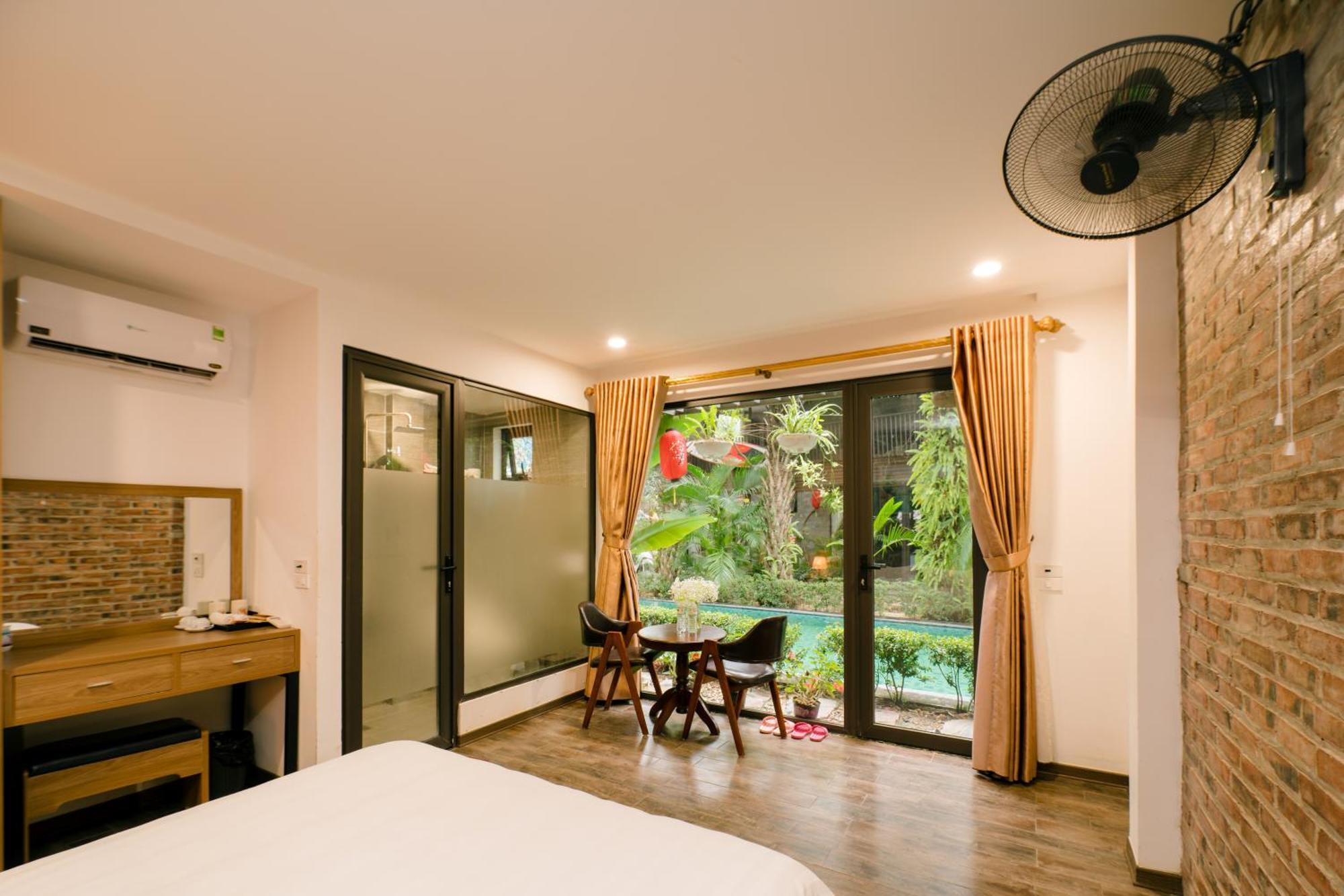 King Kong Hotel 4*